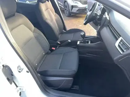 Photo 24 Renault Clio  Blue dCi 115