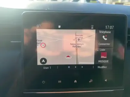 Photo 59 Renault Clio Gén. V (BJA) Ph1 Business 5