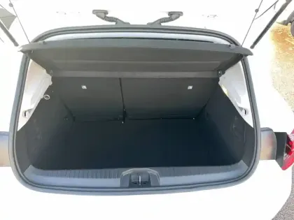 Photo 56 Renault Clio Gén. V (BJA) Ph1 Business 5