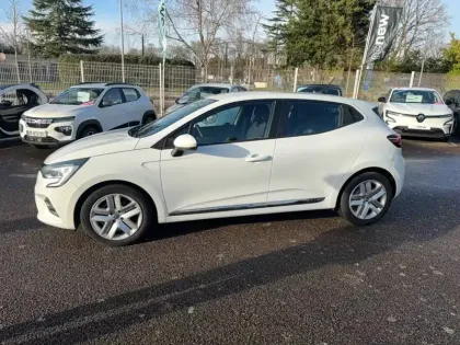 Photo 39 Renault Clio Gén. V (BJA) Ph1 Business 5