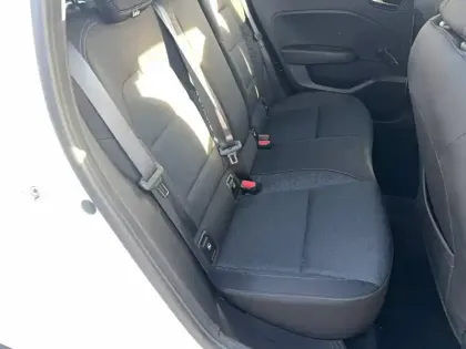 Photo 26 Renault Clio  Blue dCi 115