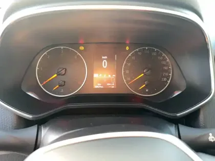 Photo 54 Renault Clio Gén. V (BJA) Ph1 Business 5