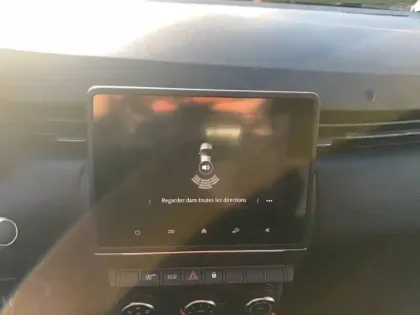 Photo 58 Renault Clio Gén. V (BJA) Ph1 Business 5