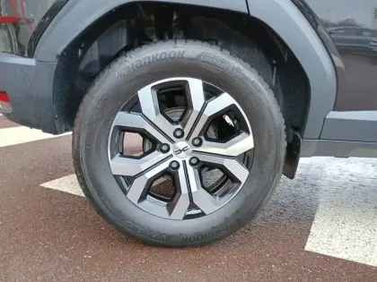 Photo 11 Dacia Duster  Hybrid 140