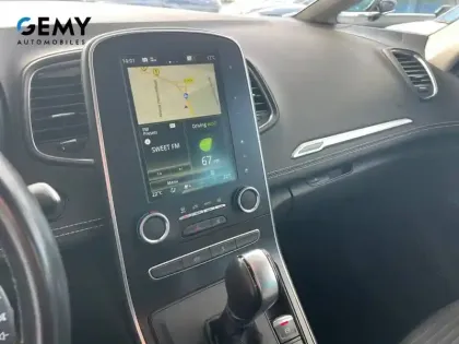 Photo 17 Renault Scenic Grand  Blue dCi 150 EDC