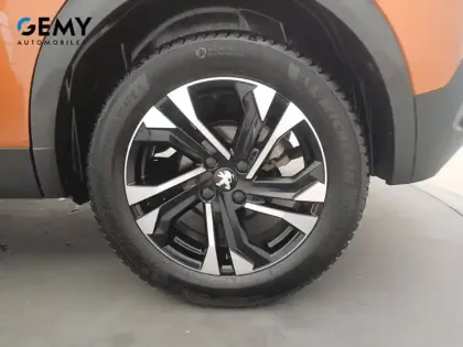 Photo 10 Peugeot 2008  PureTech 130 S&S EAT8