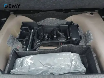 Photo 63 Peugeot 2008  PureTech 130 S&S EAT8