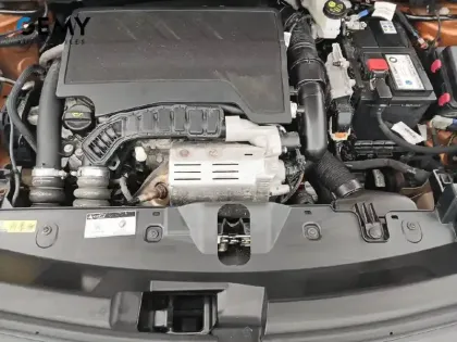 Photo 33 Peugeot 2008  PureTech 130 S&S EAT8