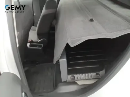 Photo 29 Citroën C3 Gén. III Ph2 Feel Business R 5