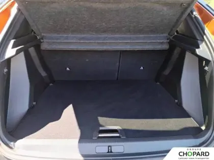 Photo 7 Peugeot 2008  PureTech 130 S&S EAT8