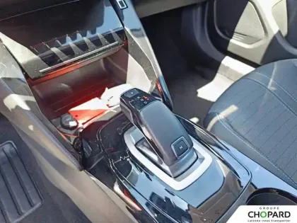 Photo 20 Peugeot 2008  PureTech 130 S&S EAT8