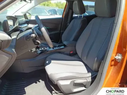 Photo 10 Peugeot 2008  PureTech 130 S&S EAT8