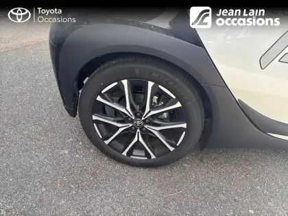 Photo 8 Toyota Aygo X  Hybride 116h