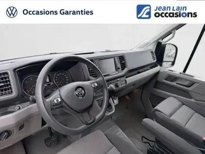 Photo 12 Volkswagen Crafter  VAN 35 L3H3 2.0 TDI 177 CH BVA 4MOTION