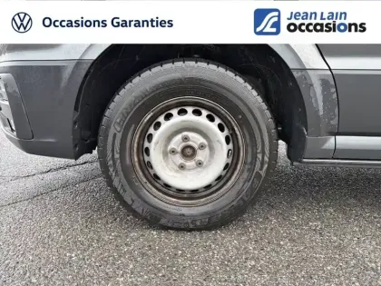 Photo 11 Volkswagen Crafter  VAN 35 L3H3 2.0 TDI 177 CH BVA 4MOTION