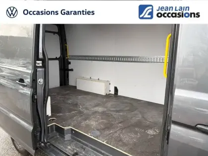 Photo 5 Volkswagen Crafter  VAN 35 L3H3 2.0 TDI 177 CH BVA 4MOTION