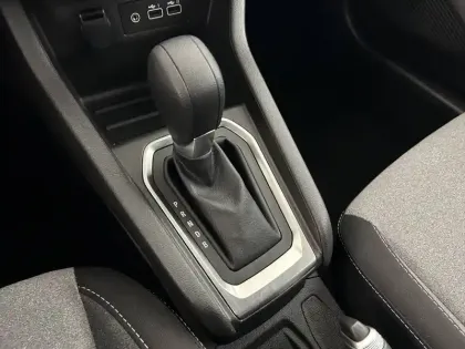 Photo 12 Renault Clio  E-Tech full hybrid 145 ch GSR2