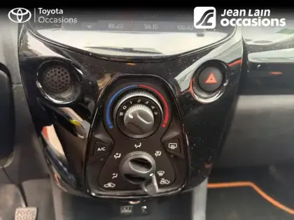 Photo 13 Toyota Aygo  1.0 VVT-i