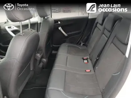 Photo 16 Peugeot 2008  PureTech 130ch S&S EAT6