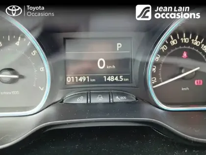 Photo 37 Peugeot 2008  PureTech 130ch S&S EAT6