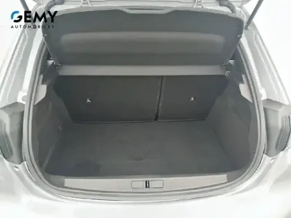 Photo 47 Peugeot 208  BlueHDi 100 S&S BVM6