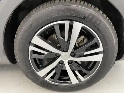 Photo 38 Peugeot 3008  Hybrid 225 e-EAT8