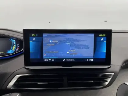 Photo 39 Peugeot 3008  Hybrid 225 e-EAT8