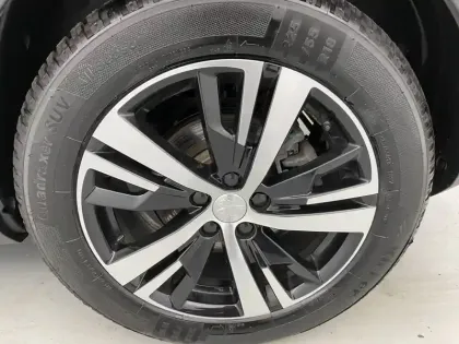 Photo 68 Peugeot 3008  Hybrid 225 e-EAT8