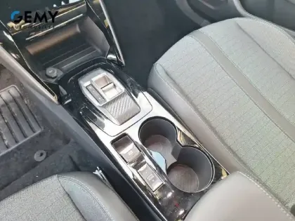 Photo 14 Peugeot 2008  Electrique 136 ch