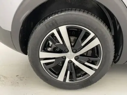 Photo 18 Peugeot 3008  Hybrid 225 e-EAT8