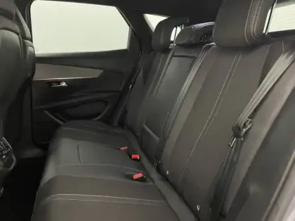 Photo 14 Peugeot 3008  Hybrid 225 e-EAT8