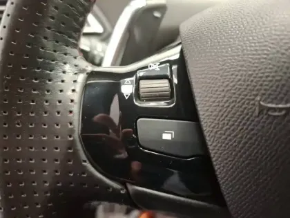 Photo 17 Peugeot 308  BlueHDi 130ch S&S EAT8