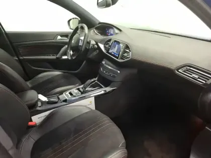Photo 27 Peugeot 308  BlueHDi 130ch S&S EAT8