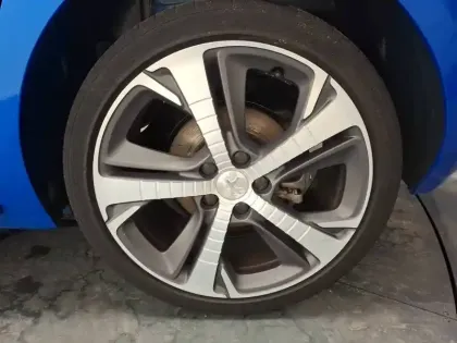 Photo 12 Peugeot 308  BlueHDi 130ch S&S EAT8