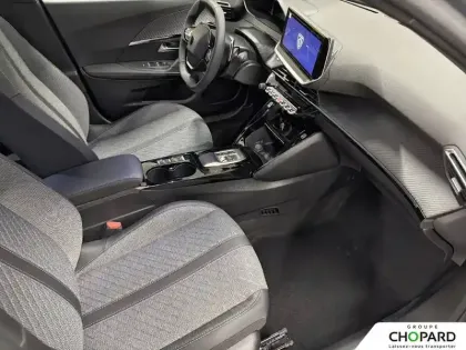 Photo 6 Peugeot 2008  Hybrid 145 e-DCS6