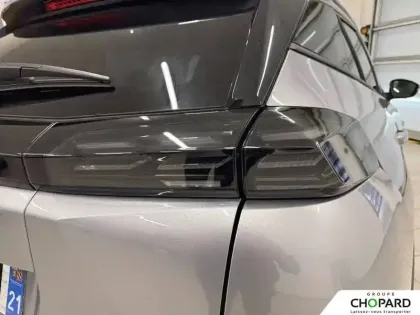 Photo 15 Peugeot 2008  Hybrid 145 e-DCS6