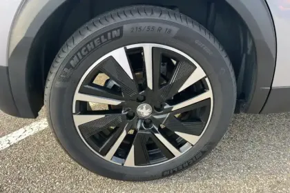 Photo 11 Peugeot 2008  PureTech 155 S&S EAT8