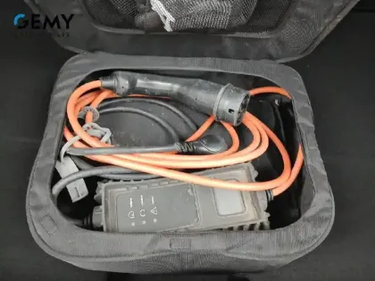 Photo 35 Peugeot 208  Electrique 50 kWh 136ch