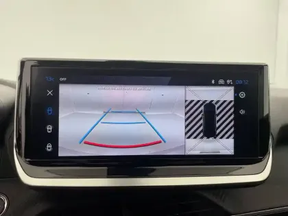 Photo 57 Peugeot 2008  Hybrid 145 e-DCS6