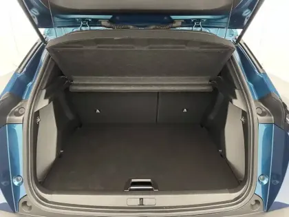 Photo 76 Peugeot 2008  Hybrid 145 e-DCS6