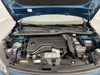 Photo 84 Peugeot 2008  Hybrid 145 e-DCS6