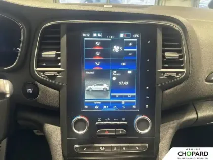 Photo 19 Renault Megane Mégane IV Berline TCe 280 EDC