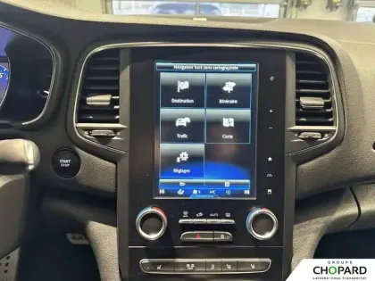 Photo 12 Renault Megane Mégane IV Berline TCe 280 EDC