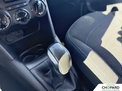 Photo 36 Peugeot 208  1.6 BlueHDi 75ch BVM5