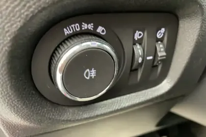 Photo 52 Opel Corsa  1.2 75 ch BVM5