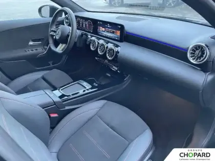 Photo 12 Mercedes Classe A  200 d 8G-DCT