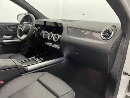 Photo 30 Mercedes Classe B  200 7G-DCT