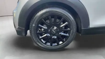 Photo 14 Mini Mini Hatch 3 Portes Cooper 136 ch DKG7