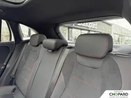 Photo 45 Mercedes GLA  250 e Hybrid EQ 8G-DCT