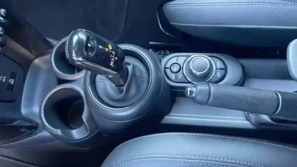 Photo 9 Mini Mini Hatch 3 Portes Cooper 136 ch DKG7